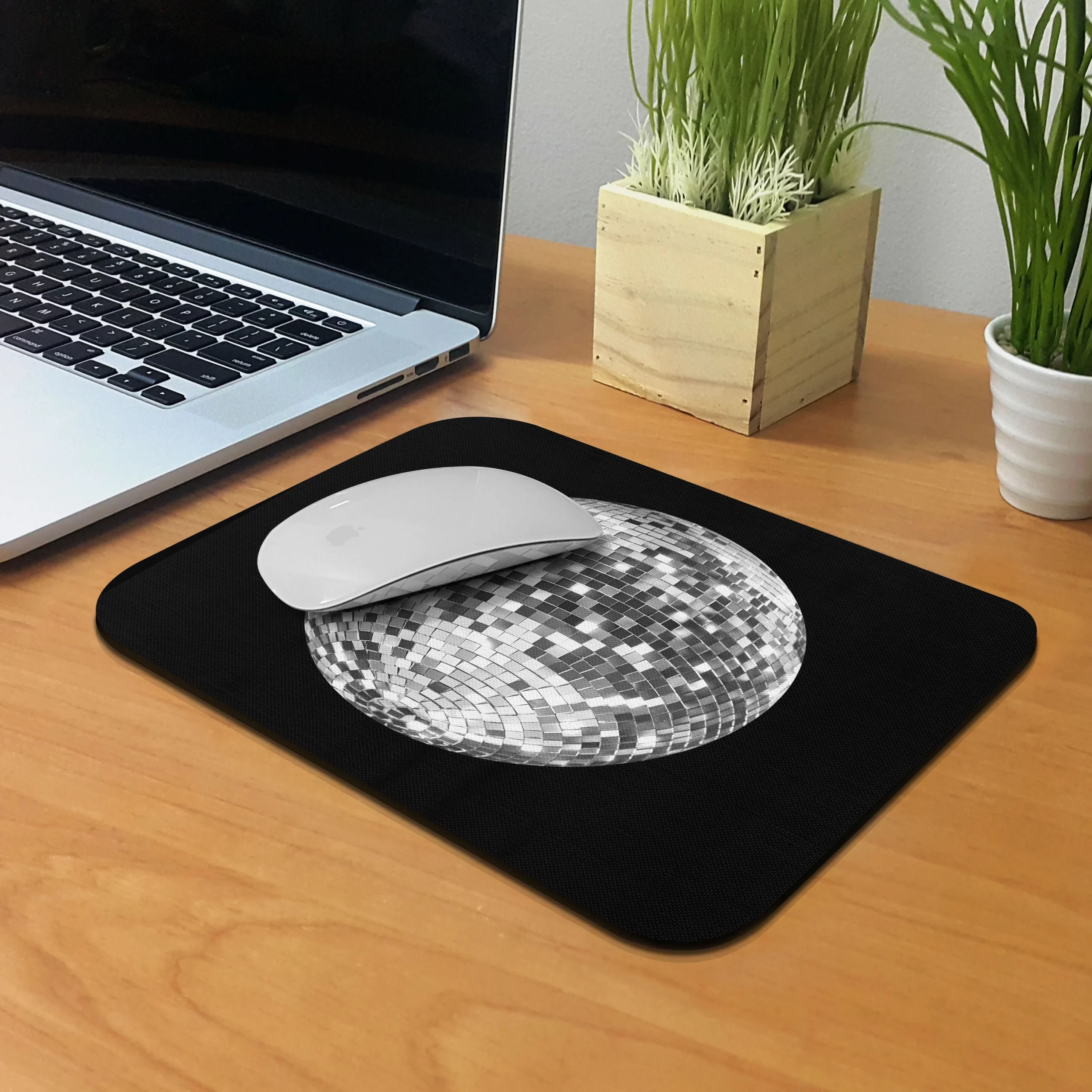 Discover Ergonomic Excellence: Our Mouse Pads Redefine Comfort